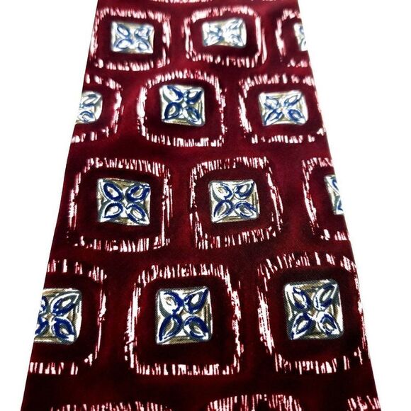 Towncraft Polyester Tie Red Geometric Print - Picture 2 of 6